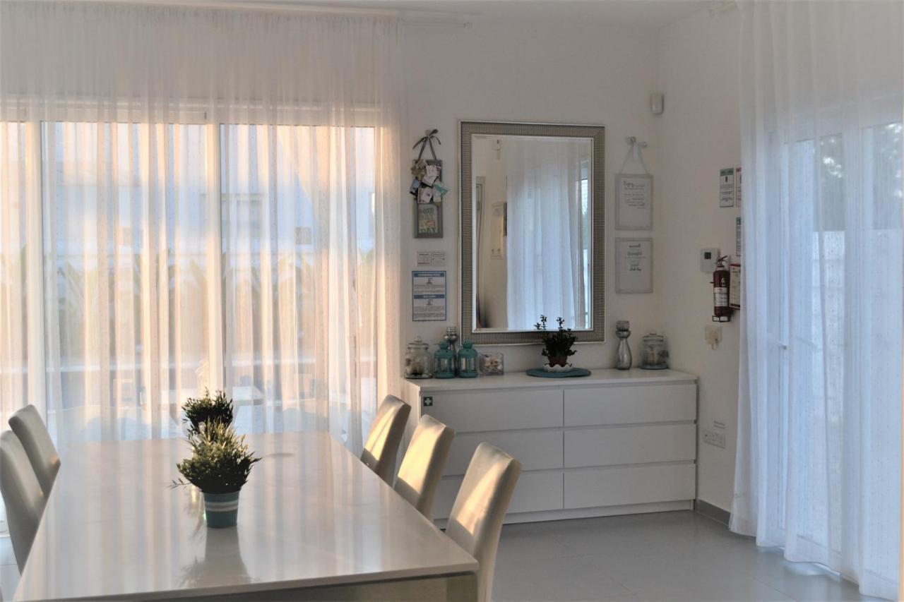 Villa Kolibri- Mythical Sands Paralimni Bagian luar foto