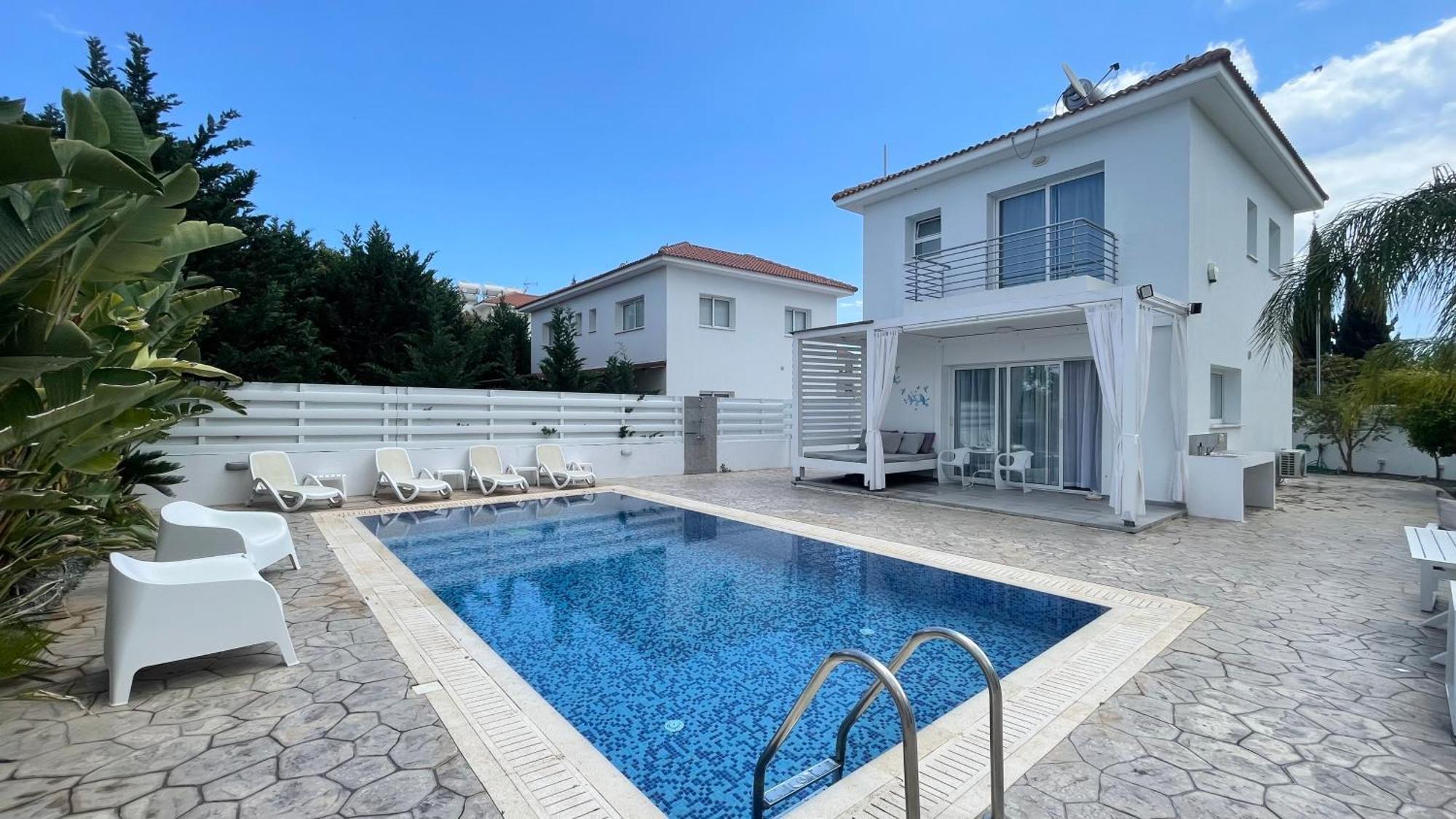 Villa Kolibri- Mythical Sands Paralimni Bagian luar foto